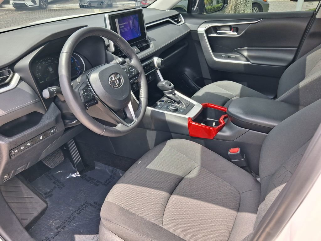 Used 2024 Toyota RAV4 XLE w/ Convenience Package image 13