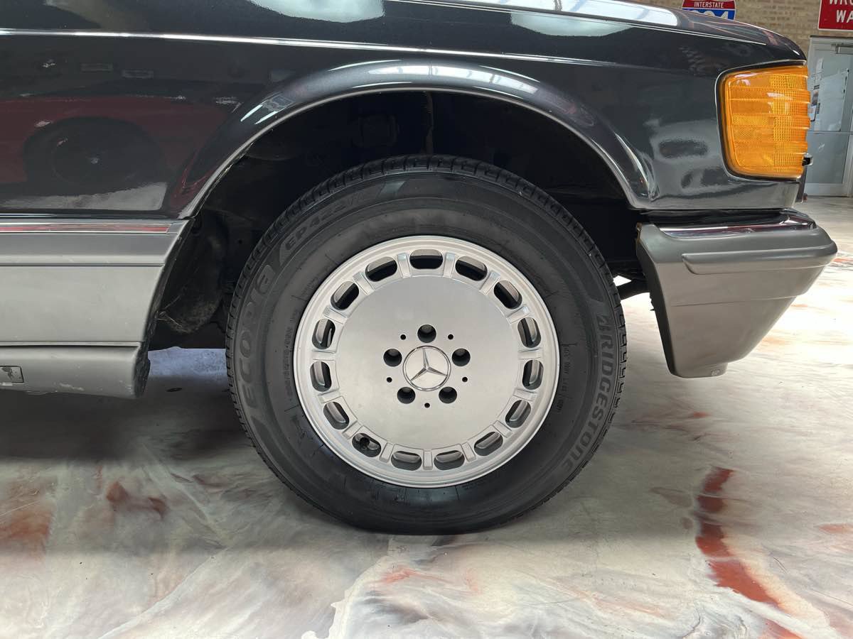 Used 1990 Mercedes-Benz 560 SEC image 20
