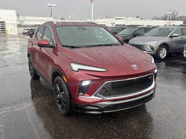 Used 2024 Buick Encore GX Sport Touring w/ Comfort Package image 3