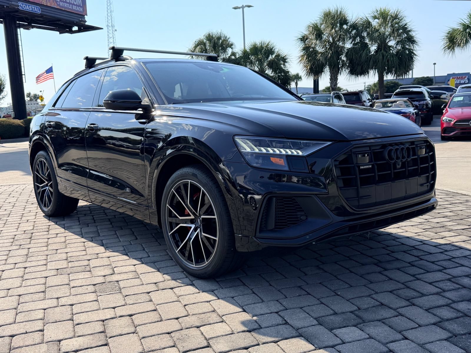 Used 2020 Audi Q8 Prestige w/ Prestige Package AWD/4WD image 7