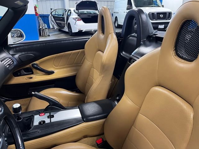 Used 2004 Honda S2000 image 17