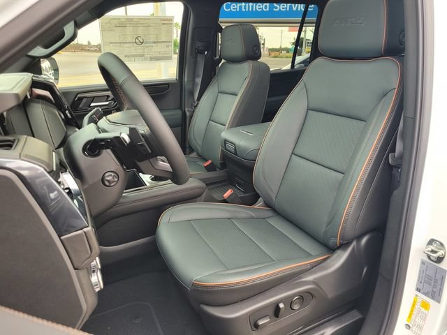 New 2026 GMC Yukon XL AT4 w/ AT4 Premium Package AWD/4WD image 18