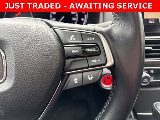 Used 2018 Honda Accord Touring image 16
