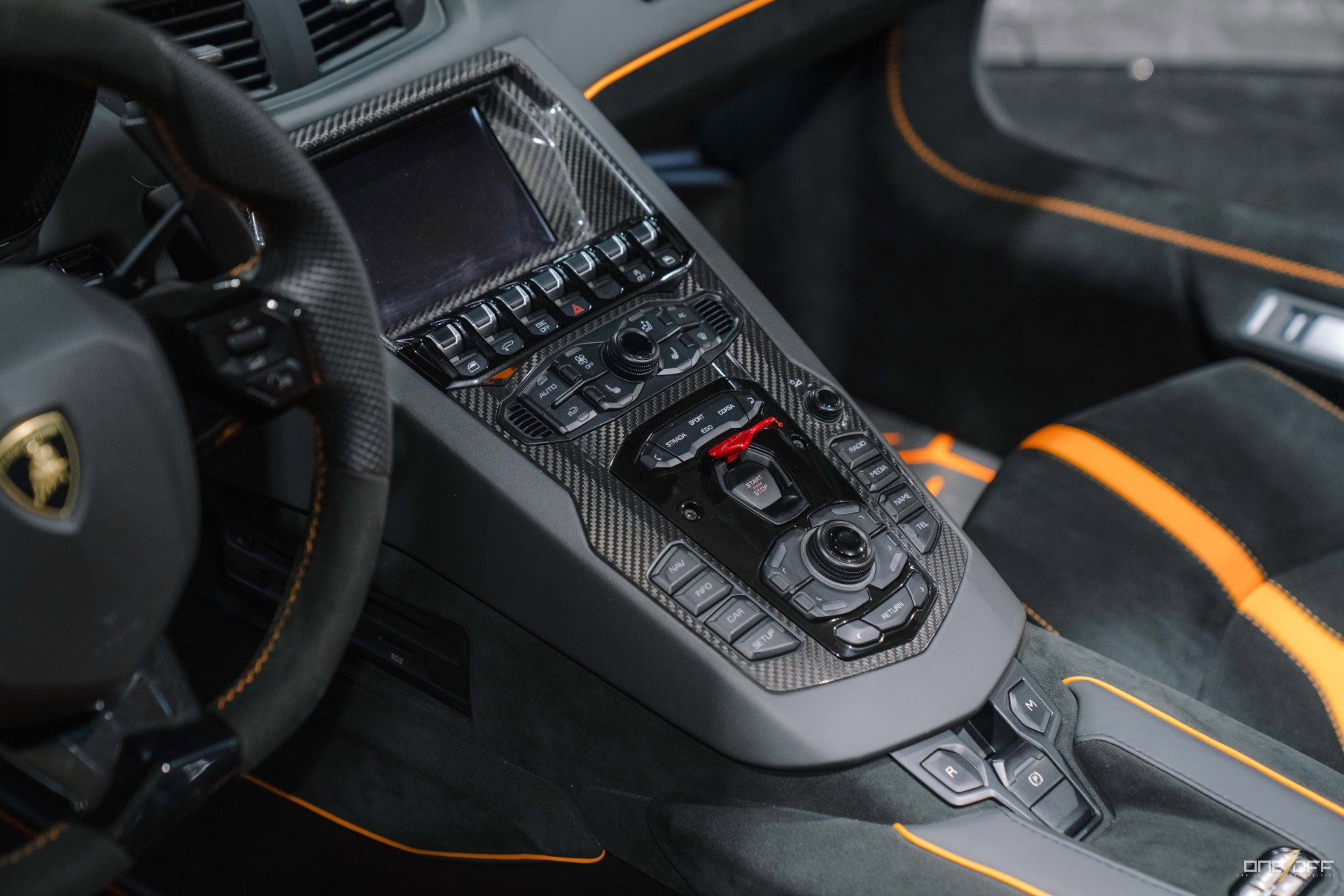 Used 2021 Lamborghini Aventador SVJ image 13