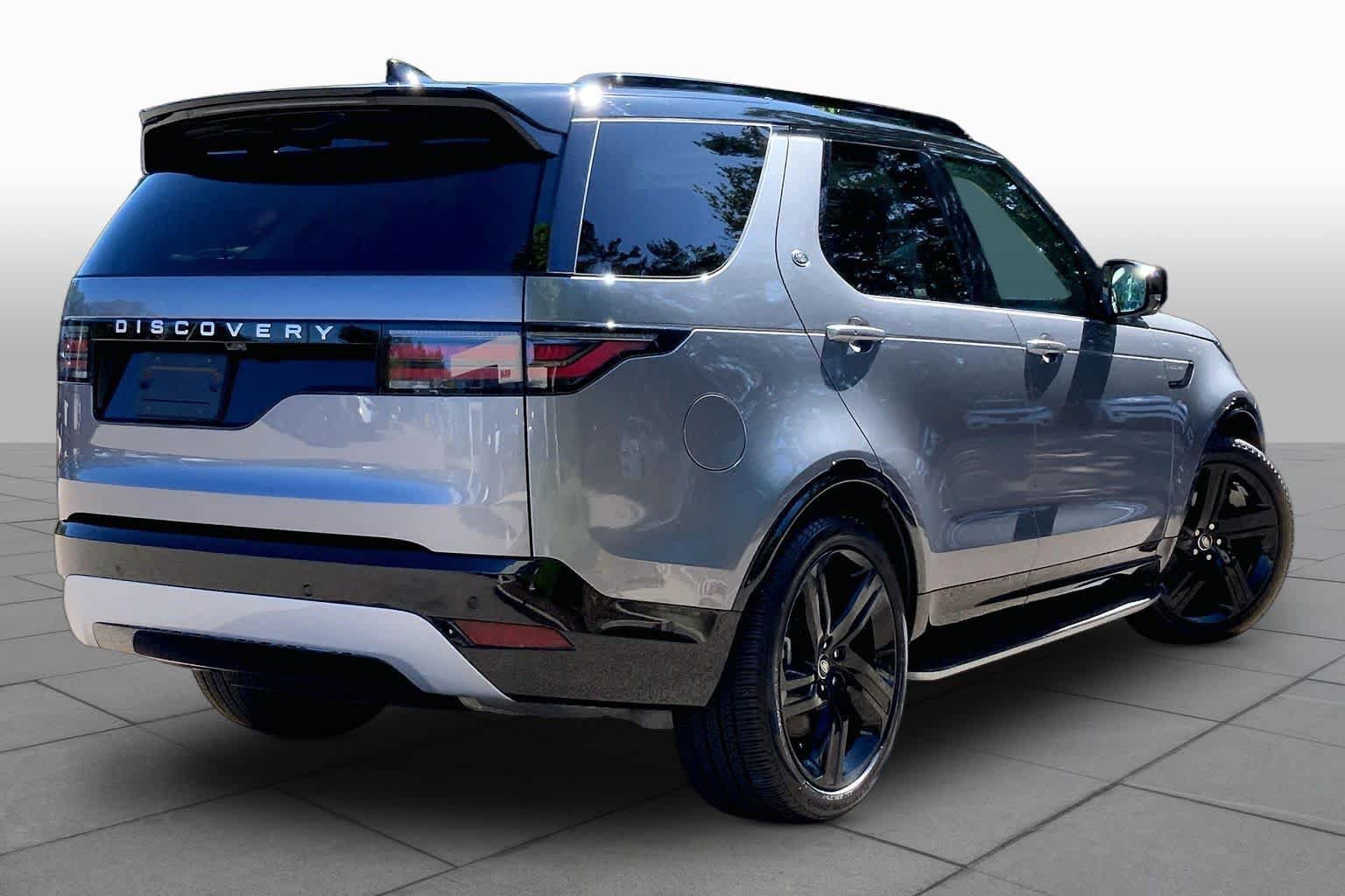 Used 2026 Land Rover Discovery Limited Edition AWD/4WD image 12