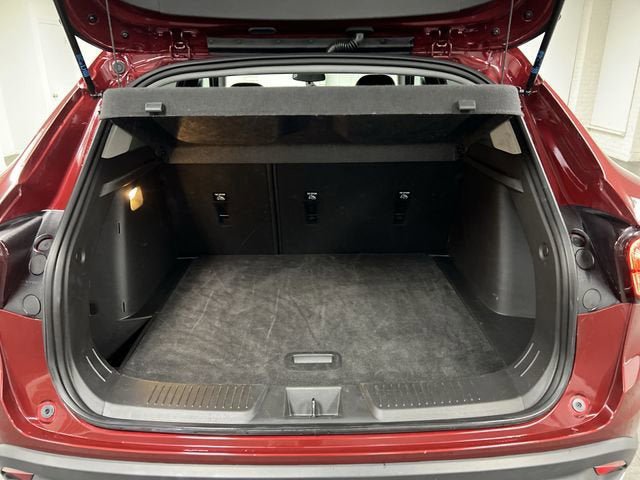 Certified 2025 Chevrolet Trax LT w/ LT Convenience Package image 25