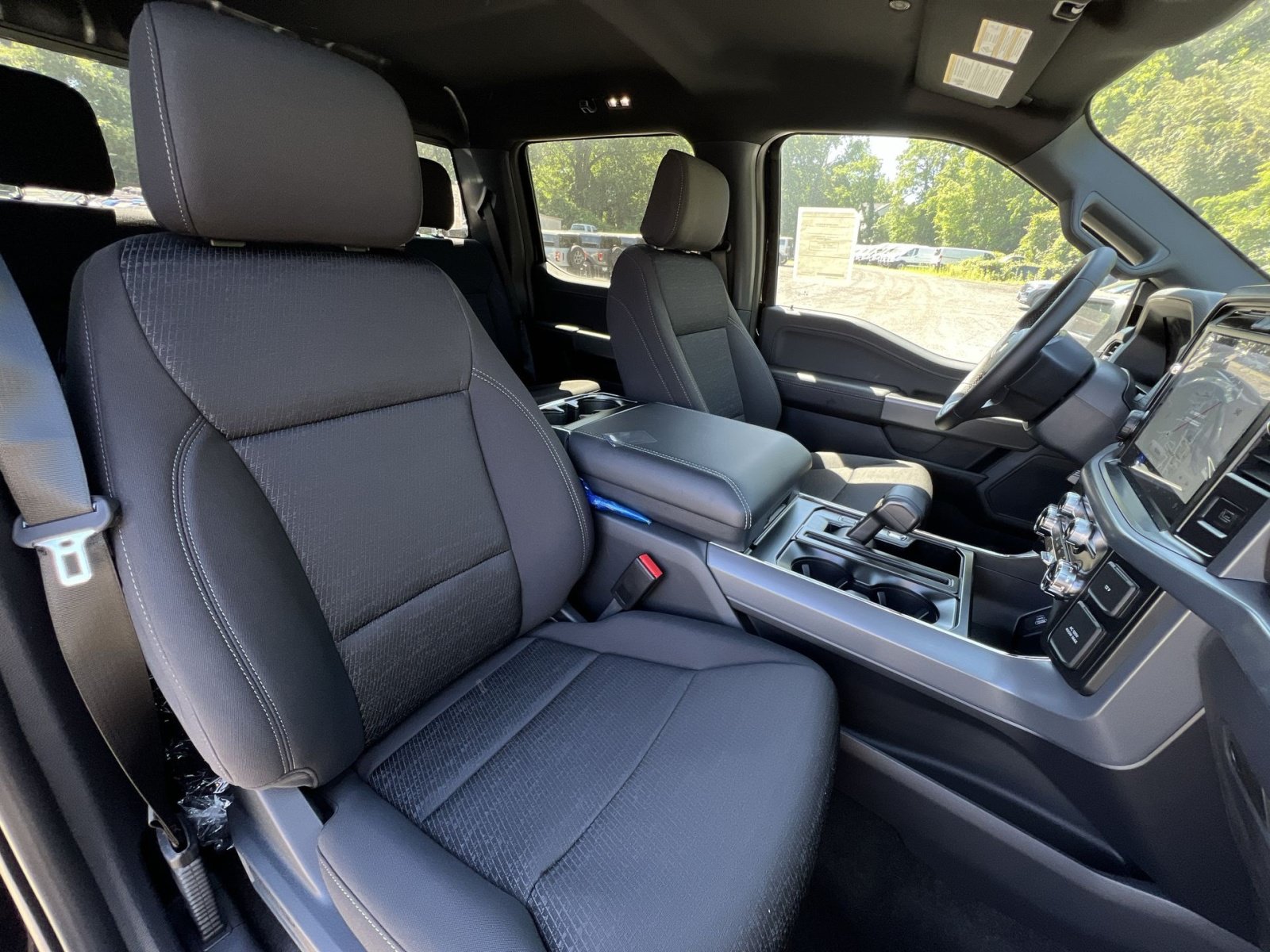 New 2026 Ford F150 XLT w/ Equipment Group 302A MID AWD/4WD image 25