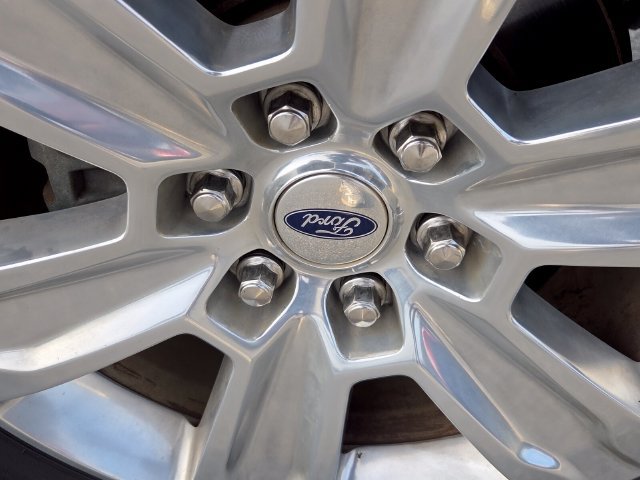 Used 2019 Ford F150 Platinum w/ Equipment Group 701A Luxury AWD/4WD image 20