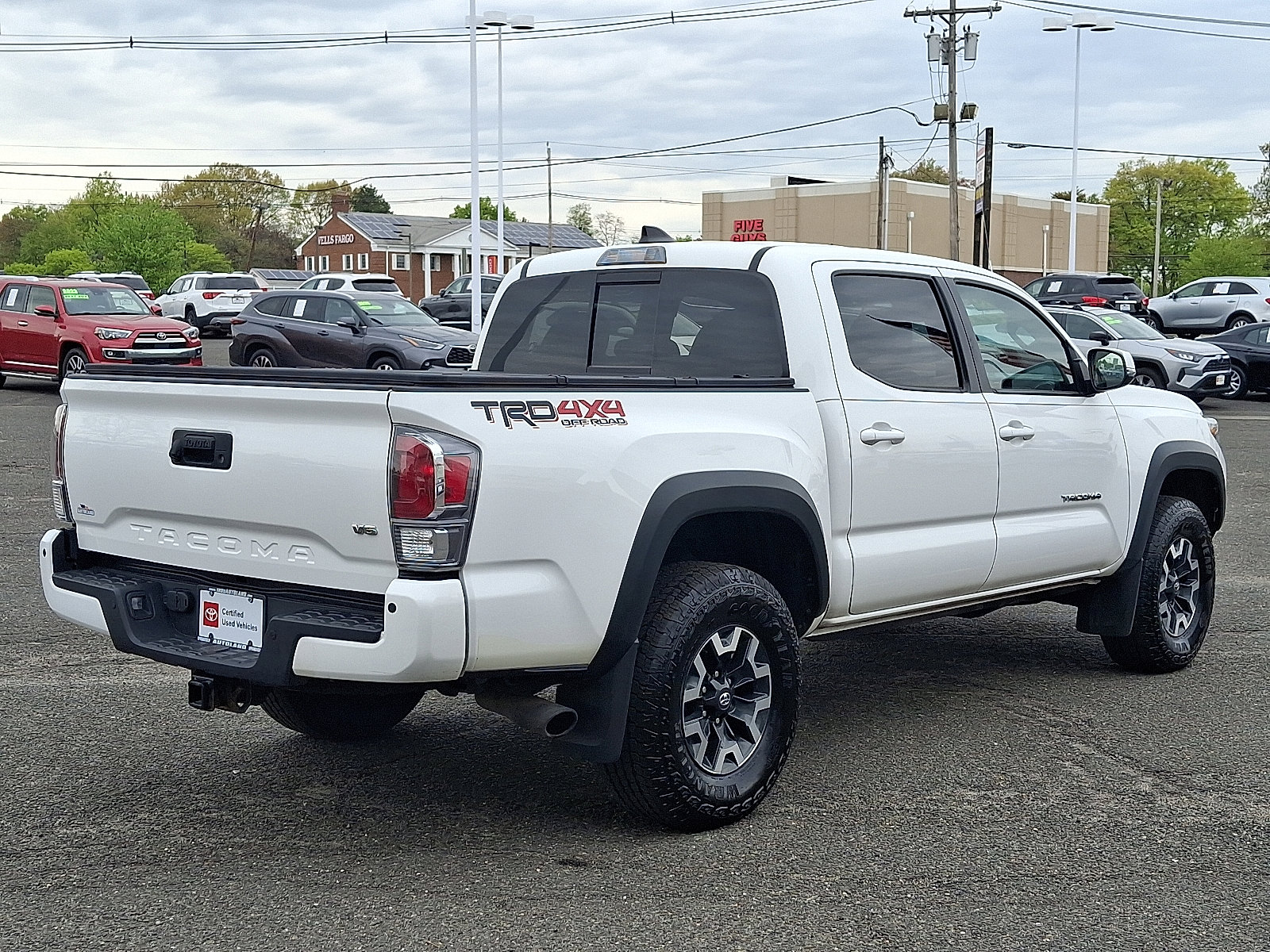 Used 2023 Toyota Tacoma TRD Off-Road w/ TRD Premium Off Road Package AWD/4WD image 7