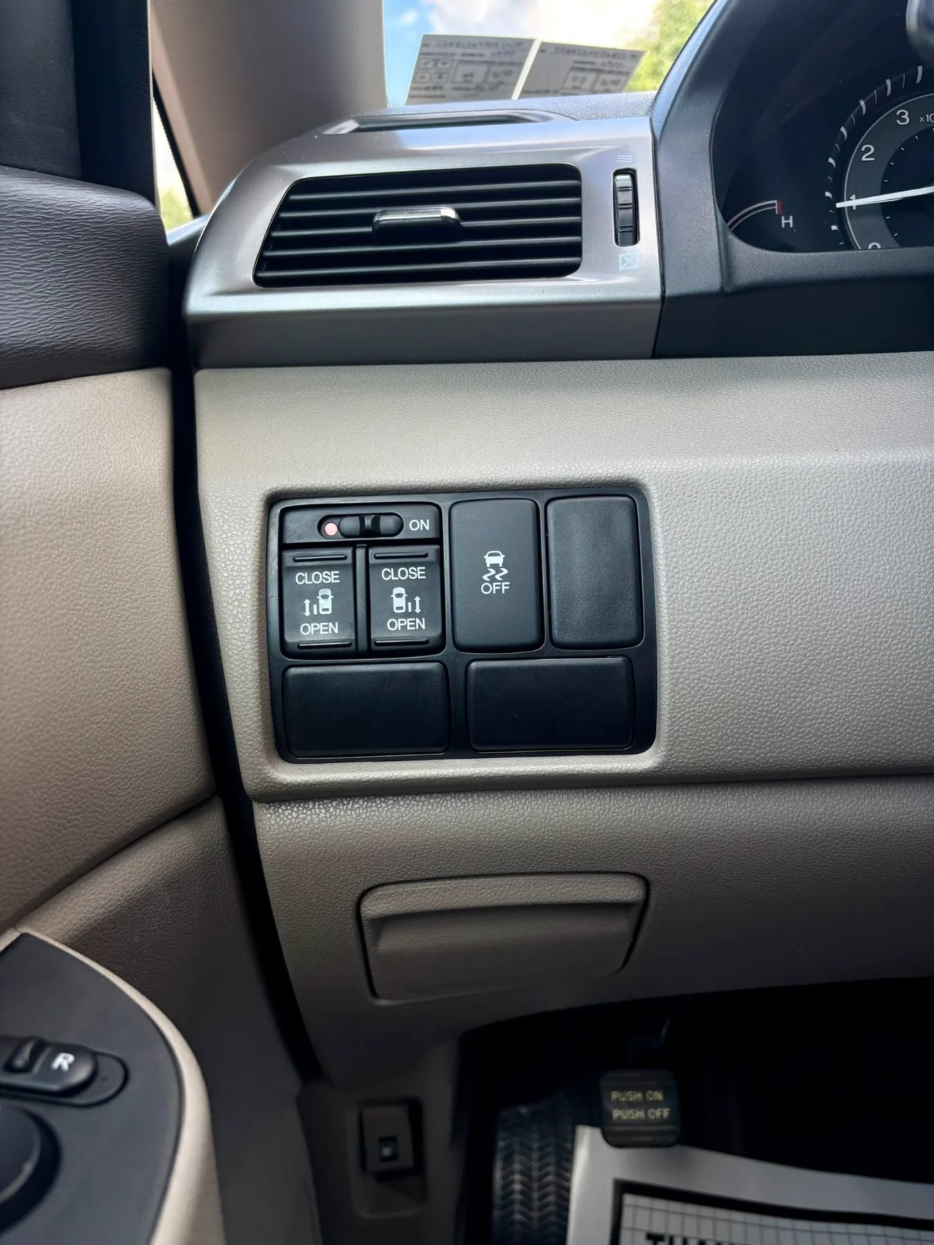 Used 2016 Honda Odyssey EX image 37