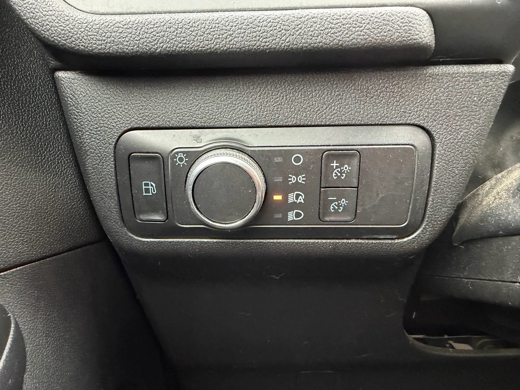 Used 2022 Ford Escape SE AWD/4WD image 17