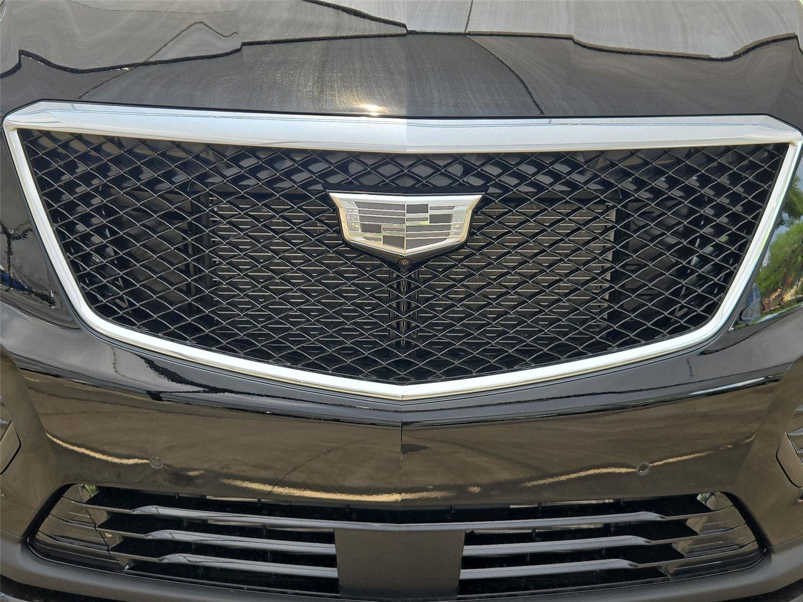 New 2026 Cadillac XT5 Sportv w/ LPO, Onyx Lite Package AWD/4WD image 6
