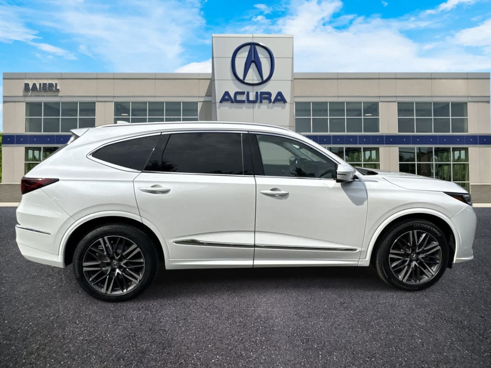 Certified 2025 Acura MDX w/ Advance Package AWD/4WD image 6