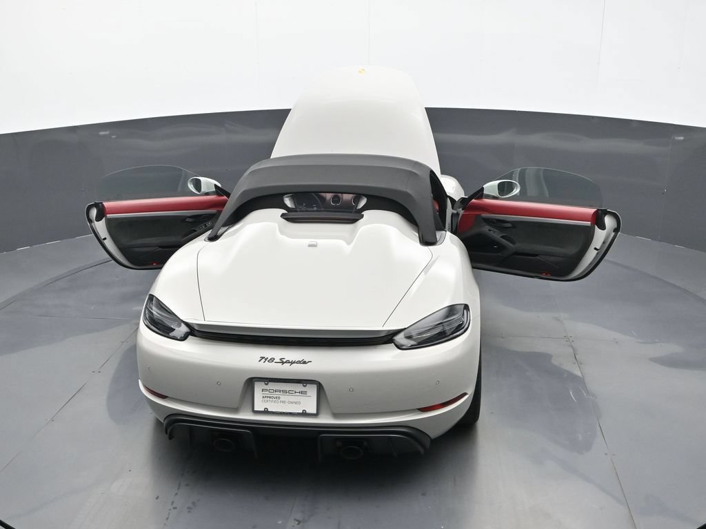 Certified 2023 Porsche 718 Boxster Spyder RWD image 24