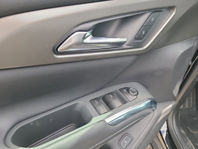 New 2026 Chevrolet Traverse LT FWD image 18