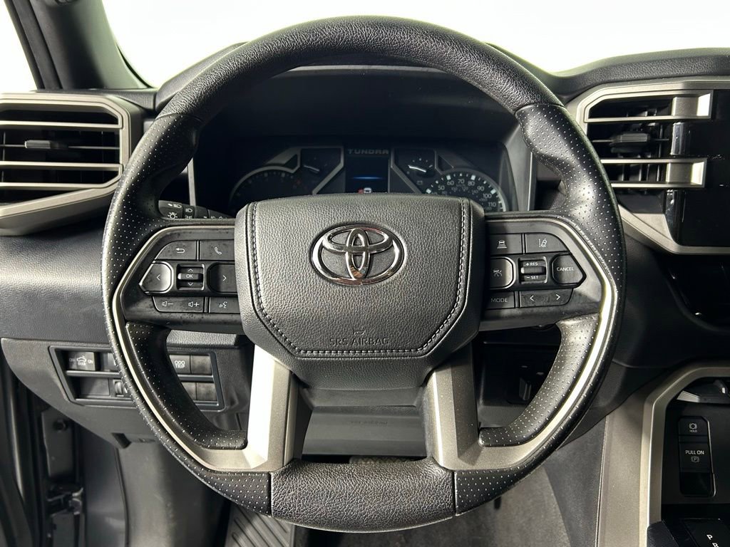 Used 2025 Toyota Tundra SR5 AWD/4WD image 25