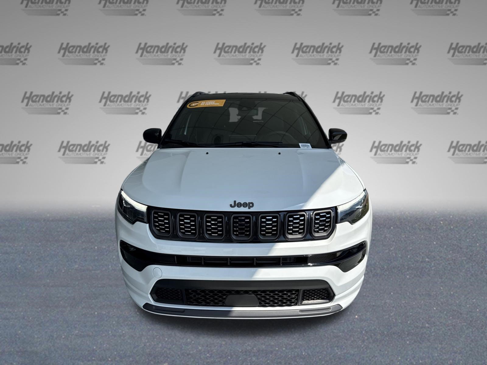 Used 2024 Jeep Compass Limited w/ High Altitude Package AWD/4WD image 3