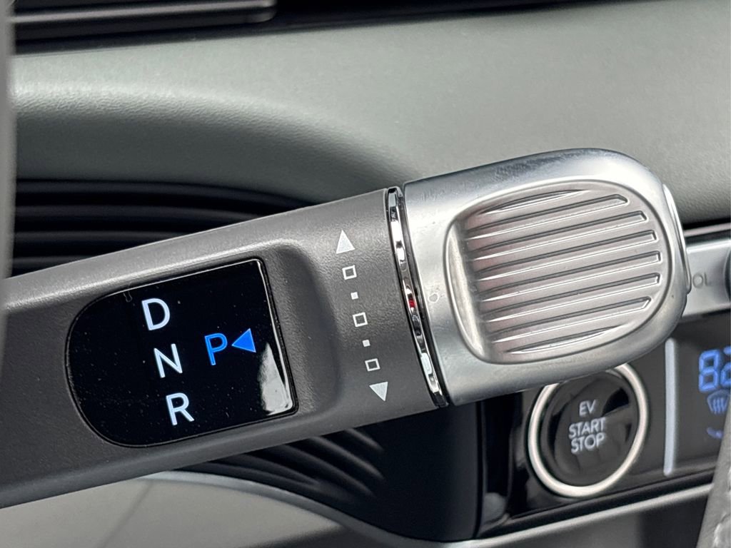 Certified 2023 Hyundai Ioniq 5 Limited w/ Cargo Package image 39