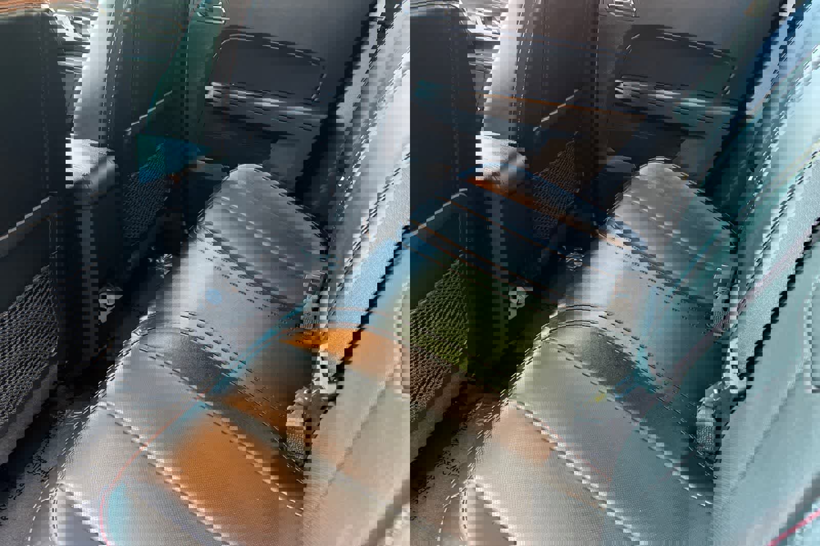 Used 2016 Chevrolet Equinox LTZ w/ Enhanced Convenience Package image 5