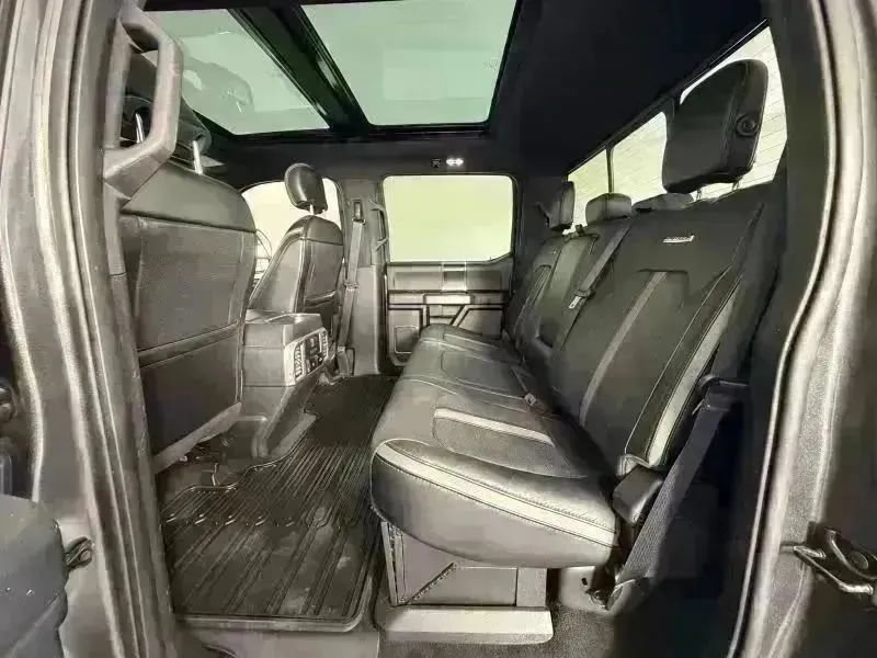 Used 2018 Ford F350 Platinum w/ Platinum Ultimate Package AWD/4WD image 27