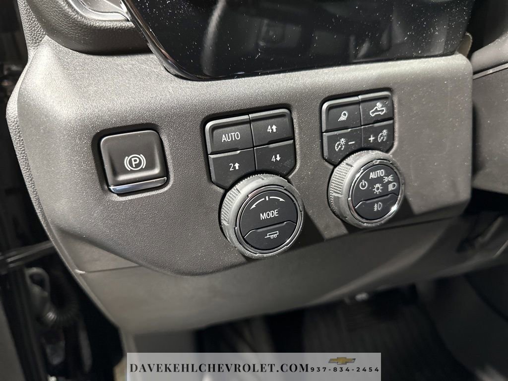 Used 2025 Chevrolet Silverado 1500 LT Trail Boss w/ LT Trail Boss Premium Package image 12