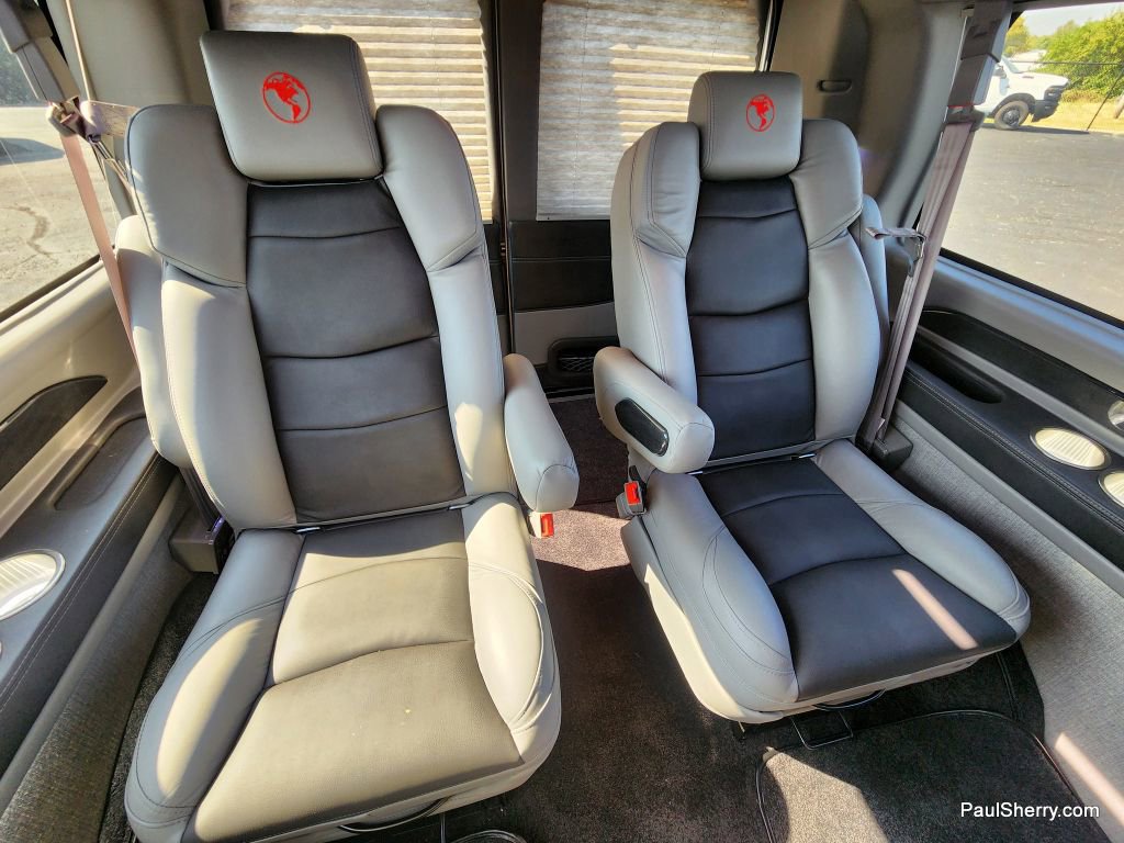 Used 2023 Chevrolet Express 2500 Extended image 51