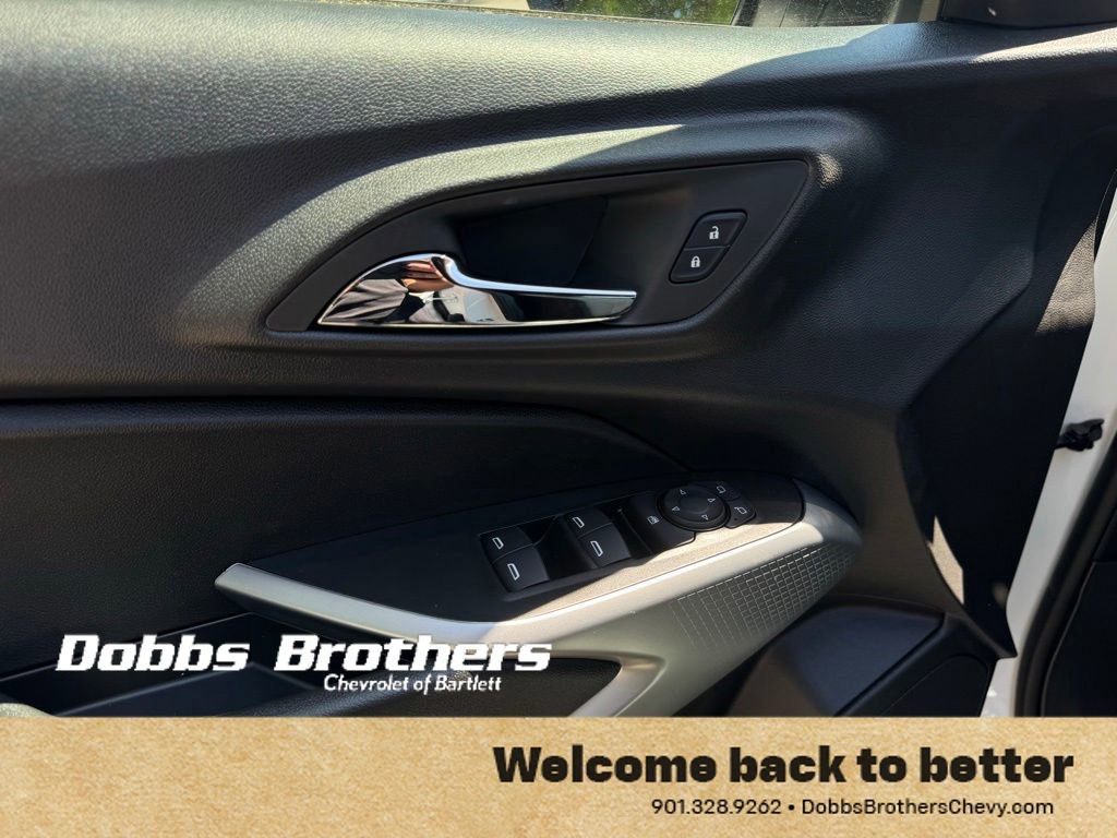 New 2026 Chevrolet Trax RS FWD image 12