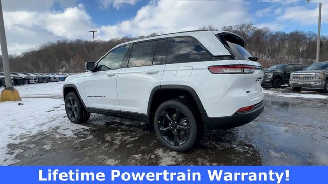 New 2025 Jeep Grand Cherokee Limited w/ Black Appearance Package image 6