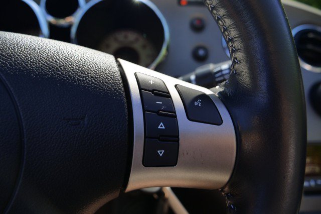 Used 2007 Pontiac Solstice Convertible w/ Premium Package RWD image 18