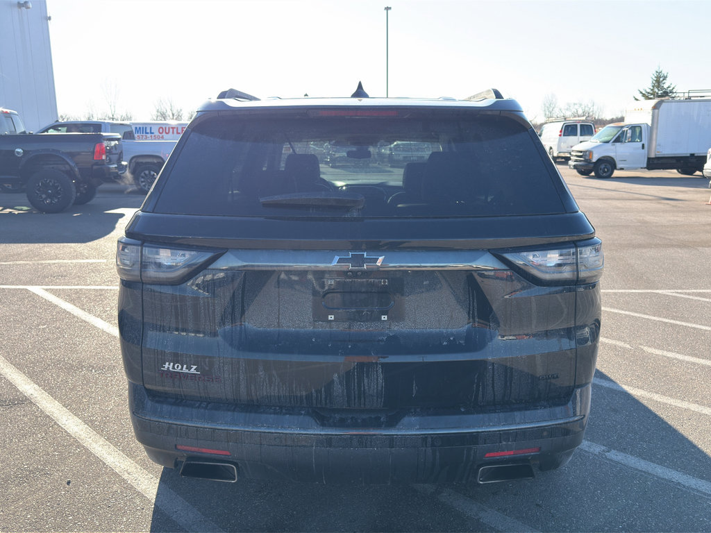 Used 2021 Chevrolet Traverse Premier w/ Redline Edition image 4