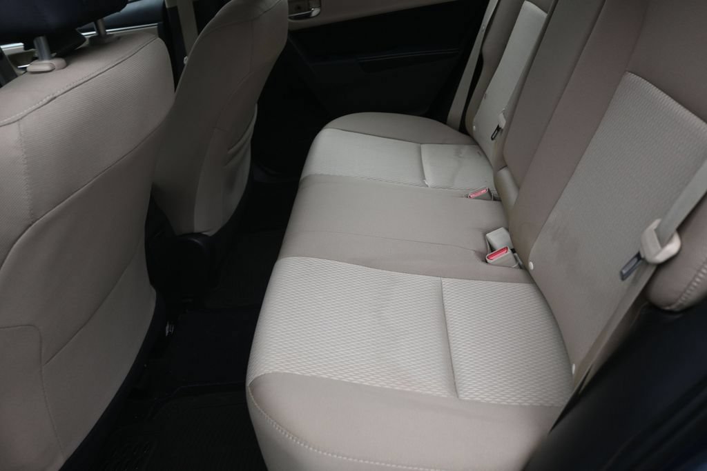 Used 2015 Toyota Corolla LE FWD image 14