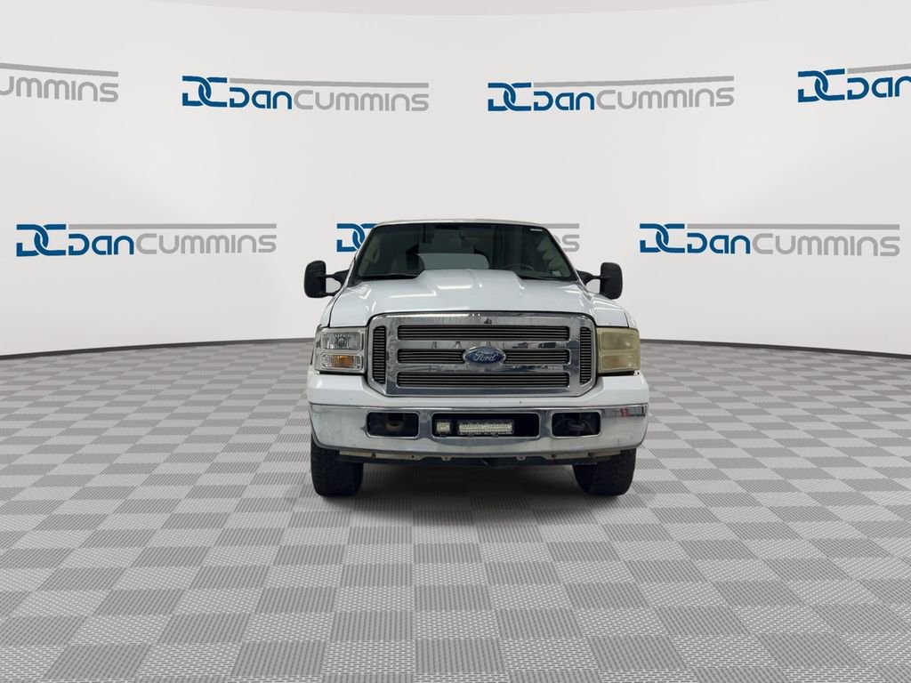 Used 2000 Ford Excursion Limited AWD/4WD image 3