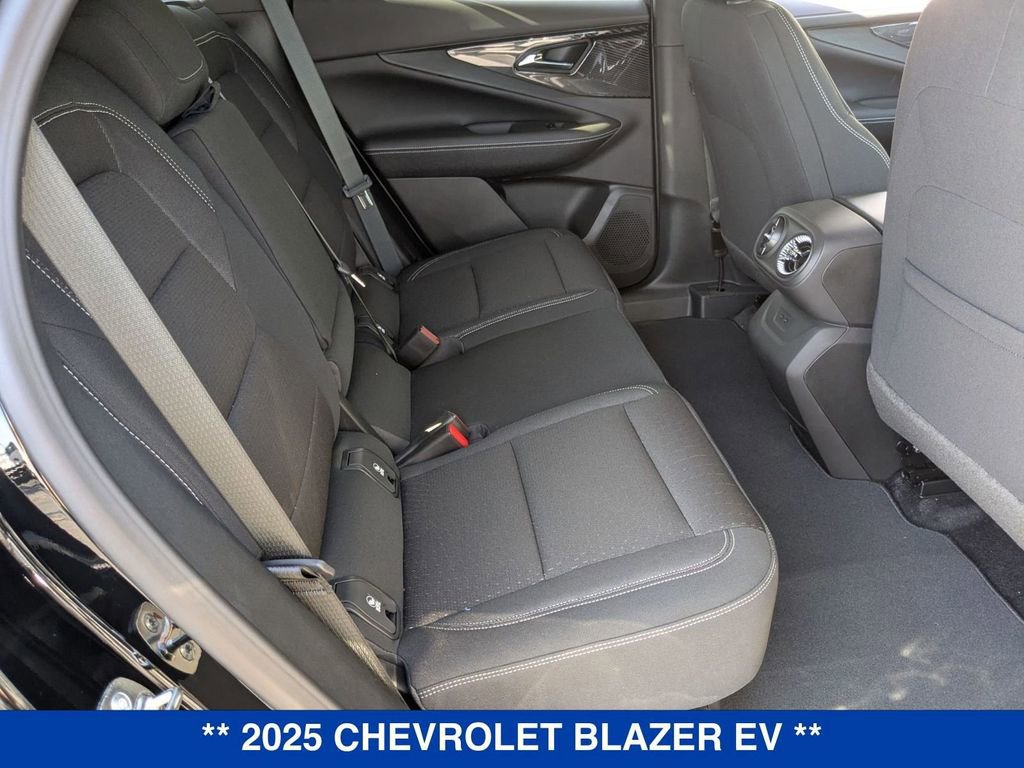 New 2025 Chevrolet Blazer EV LT w/ Midnight/Sport Edition AWD/4WD image 30
