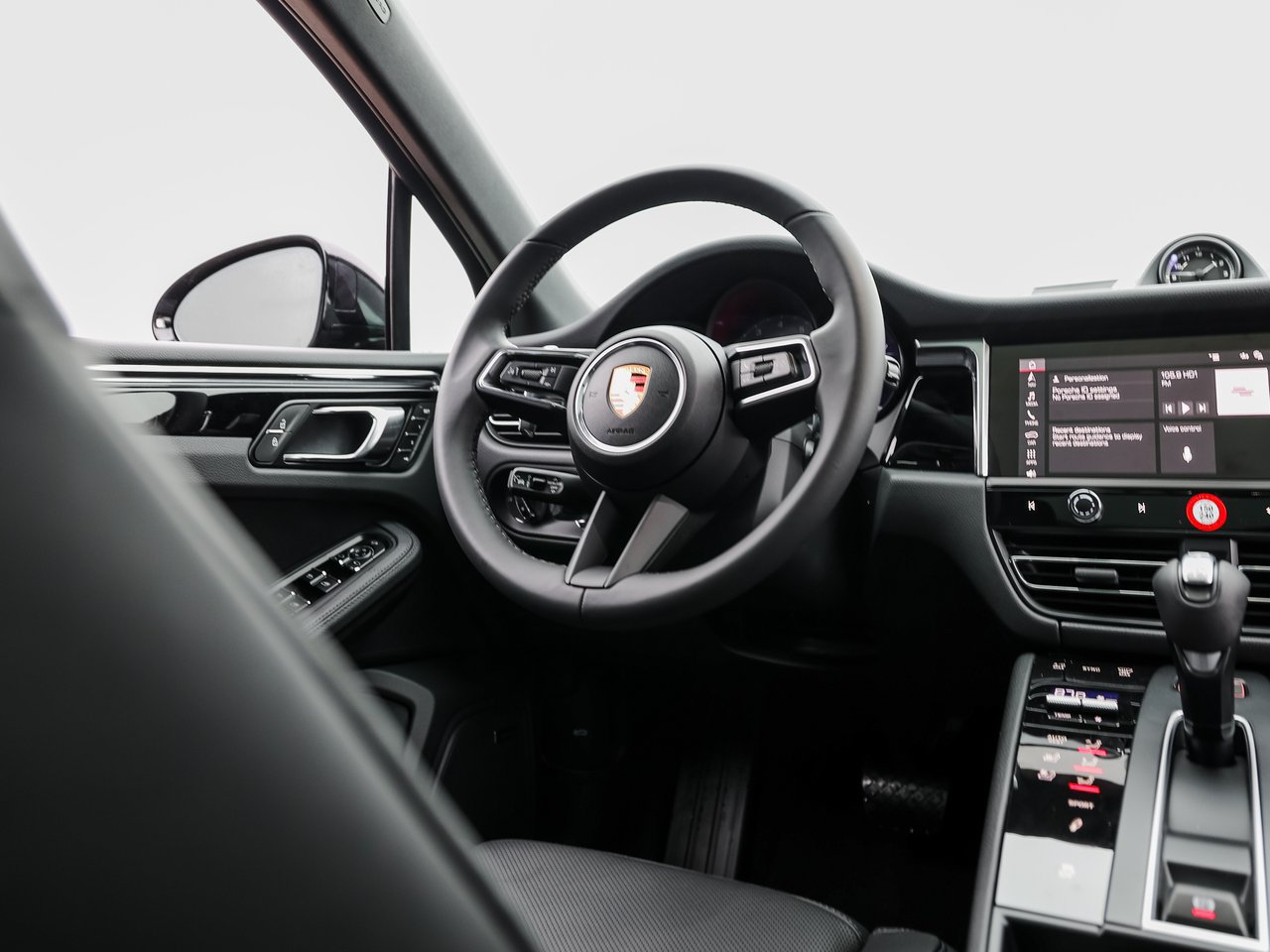 Certified 2026 Porsche Macan S AWD/4WD image 26