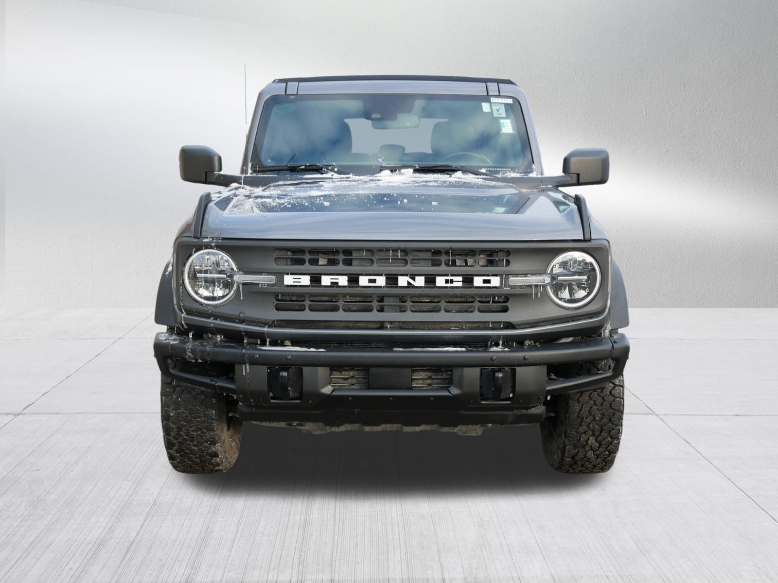 Used 2023 Ford Bronco Black Diamond image 2