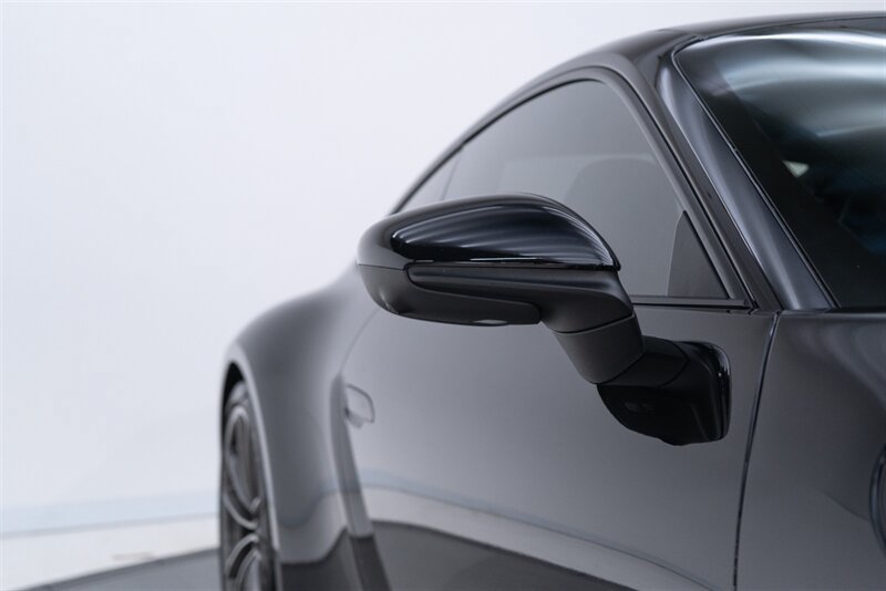 Used 2024 Porsche 911 Carrera RWD image 26