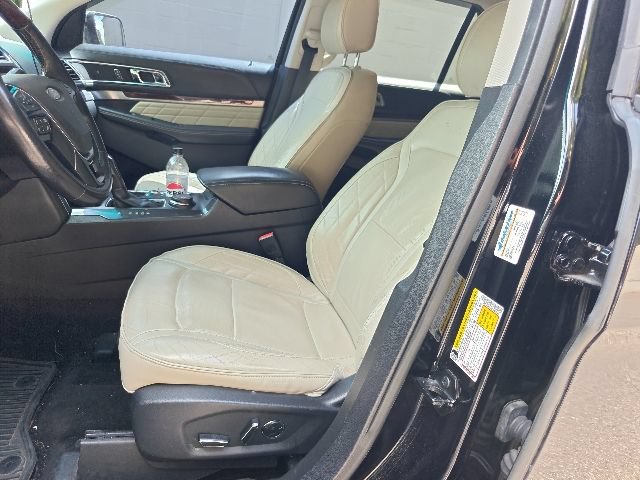 Used 2016 Ford Explorer Platinum AWD/4WD image 10