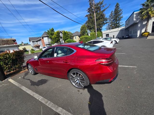 Used 2023 Genesis G70 2.0T image 3