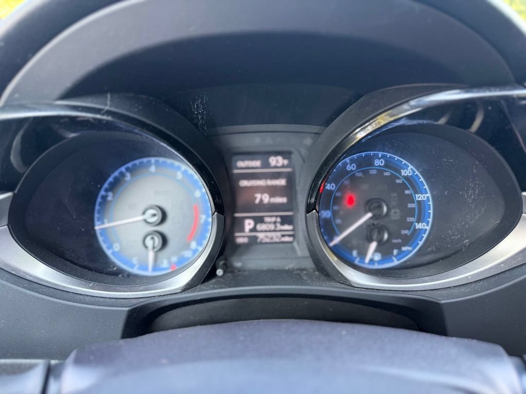 Used 2015 Toyota Corolla S FWD image 23