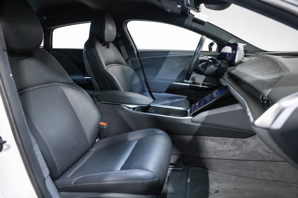 Used 2024 Lucid Air Pure image 19