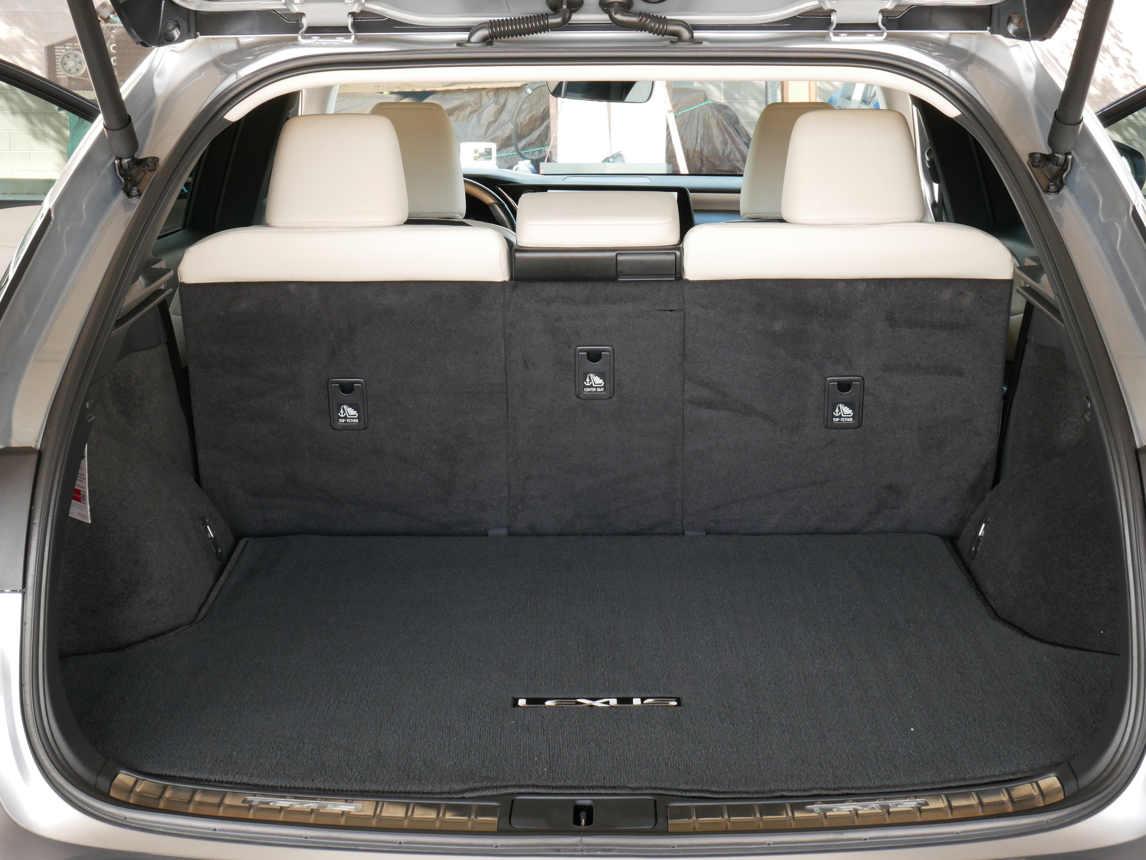 Used 2024 Lexus RX 350h w/ Convenience Package image 31