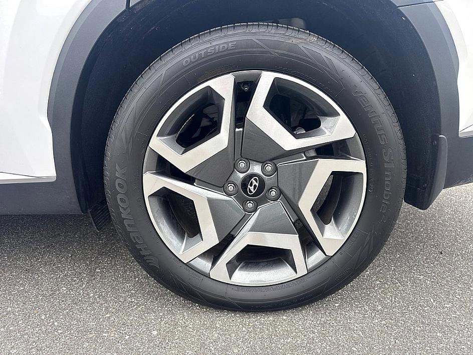 Certified 2025 Hyundai Palisade SEL image 9