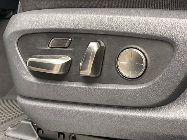 Used 2025 Lexus LX 700h Luxury image 22