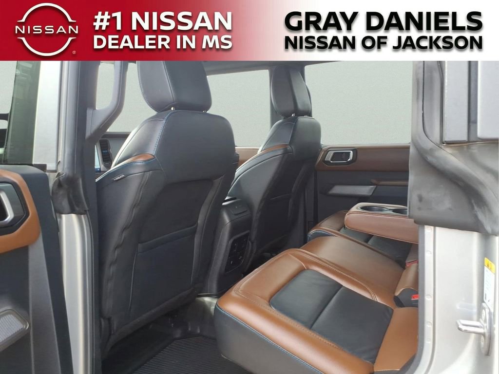 Used 2022 Ford Bronco Outer Banks w/ Sasquatch Package AWD/4WD image 27