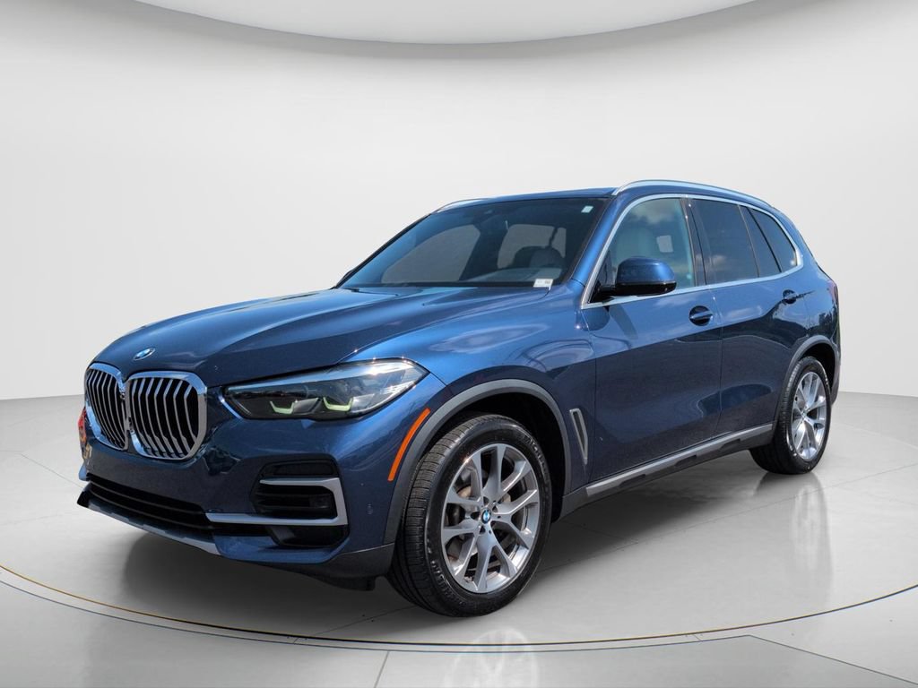 Used 2022 BMW X5 xDrive40i w/ Premium Package AWD/4WD image 1