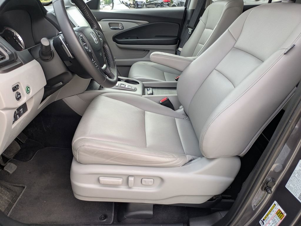 Used 2023 Honda Ridgeline RTL image 11