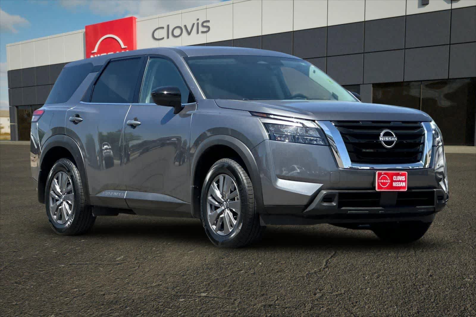 Certified 2025 Nissan Pathfinder S w/ Cargo Package FWD image 10