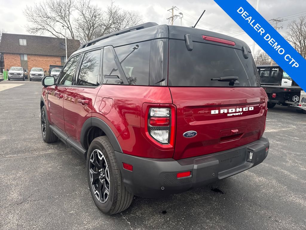 Used 2025 Ford Bronco Sport Outer Banks w/ Outer Banks Tech Package+ AWD/4WD image 8