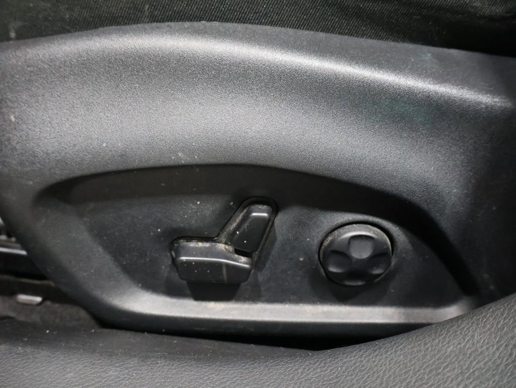 Used 2018 Jeep Compass Trailhawk w/ Leather Interior Group image 12