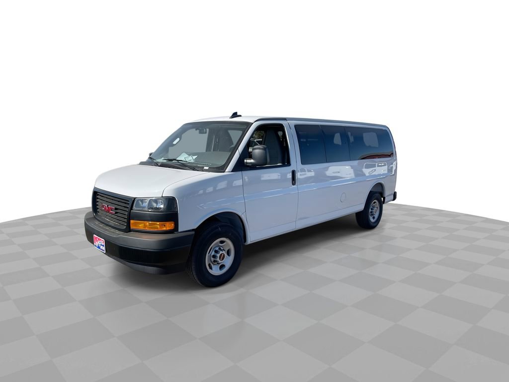 New 2025 GMC Savana 3500 LS image 4